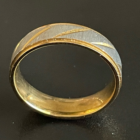 6mm gold silver stainless steel ring for men - Picture 4 of 10